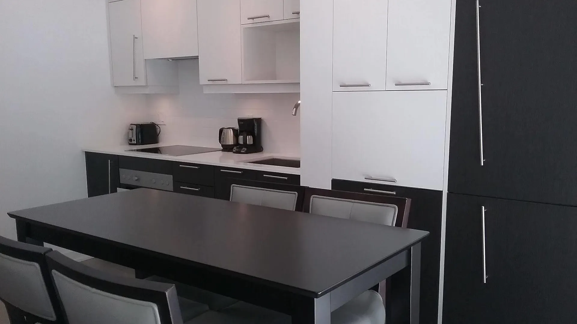 Suites On Simcoe