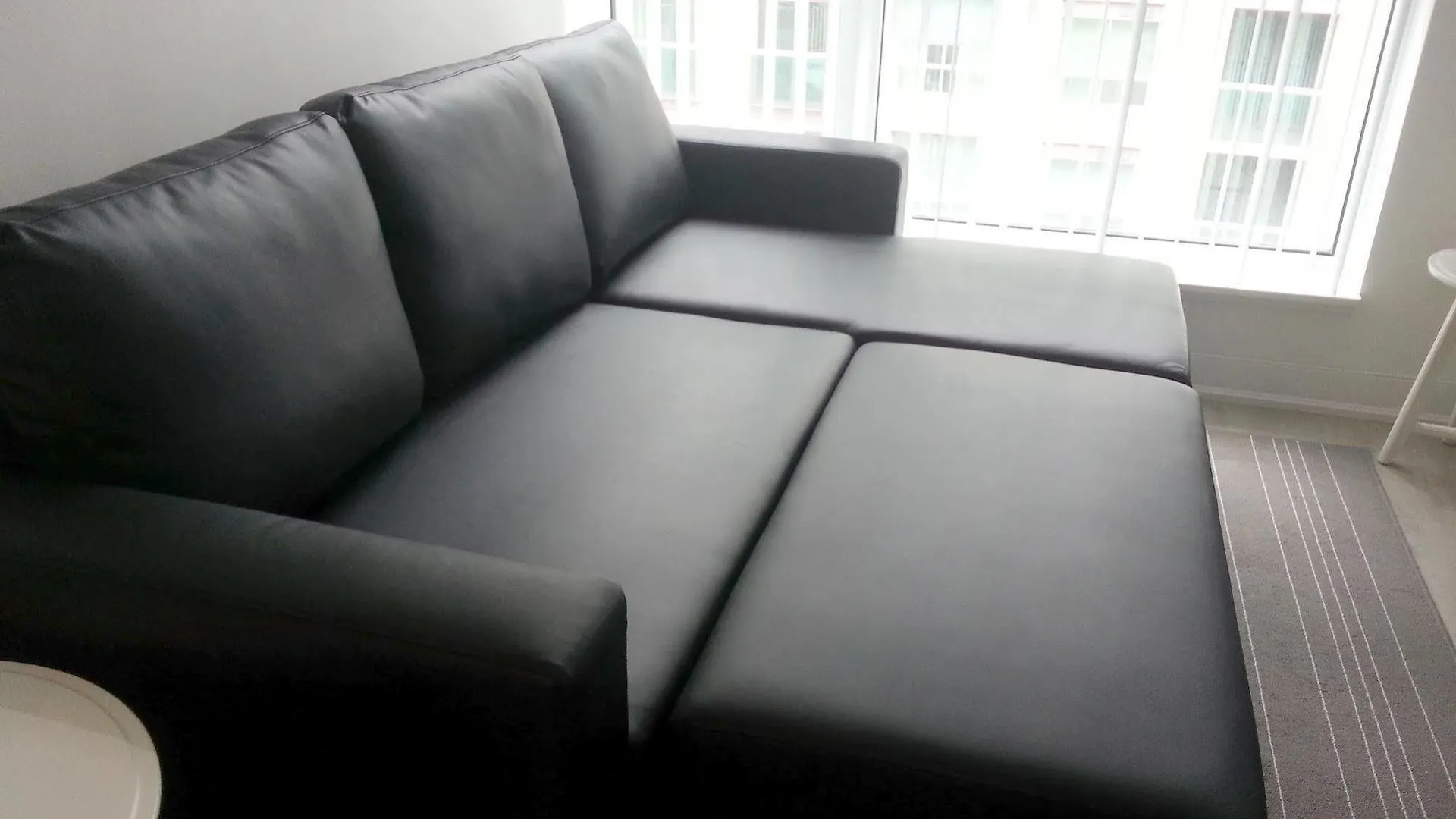Suites On Simcoe Торонто 0*,  Канада