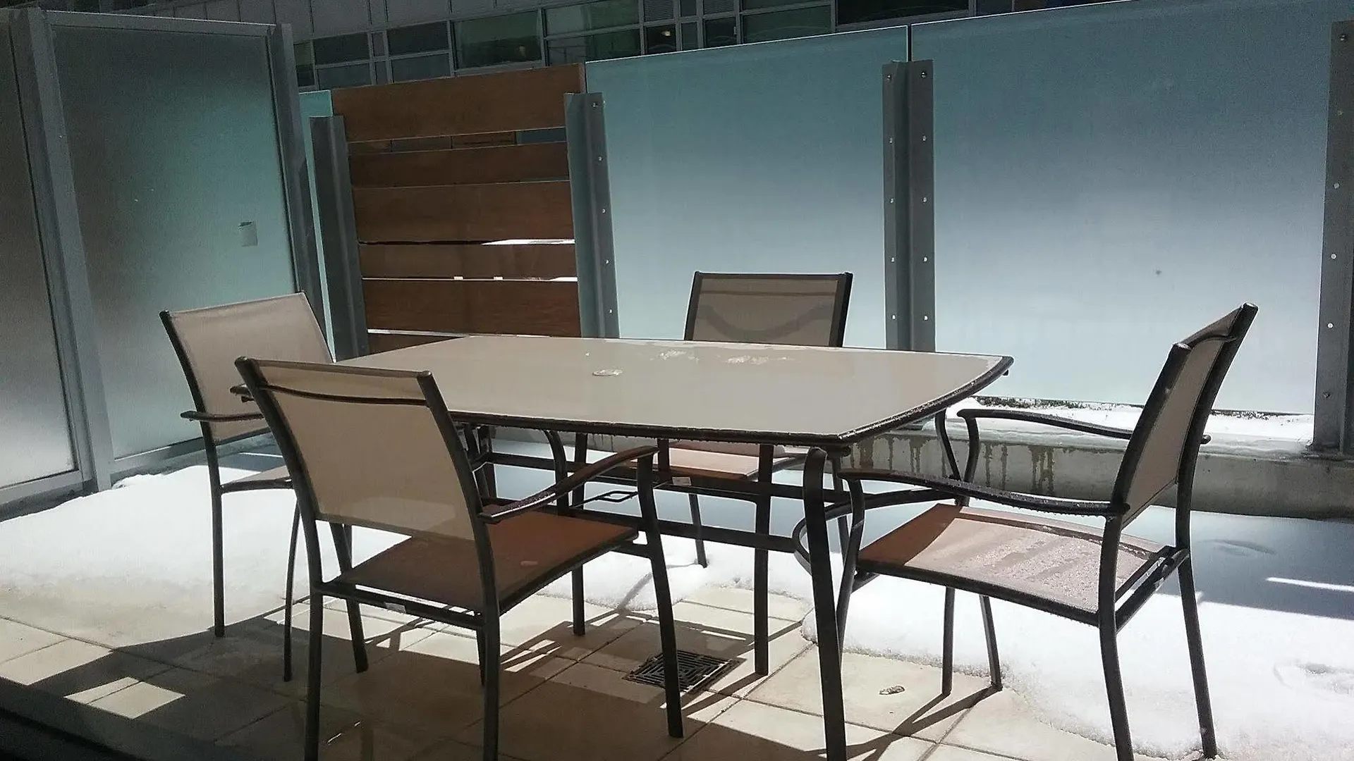 Апартаменты Suites On Simcoe Торонто